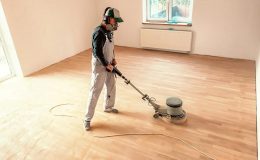 Ponçage de parquet