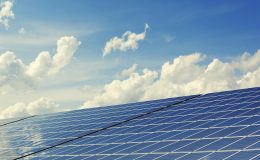 découvrez les opportunités d'investissement dans l'énergie solaire. maximisez vos rendements tout en contribuant à un avenir durable grâce à des solutions énergétiques renouvelables innovantes.