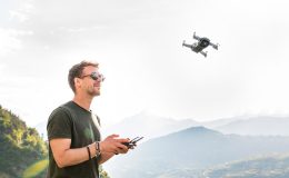 découvrez tout sur les drones : actualités, conseils d’achat, utilisation, réglementation et innovations technologiques. le guide complet pour passionnés et professionnels.